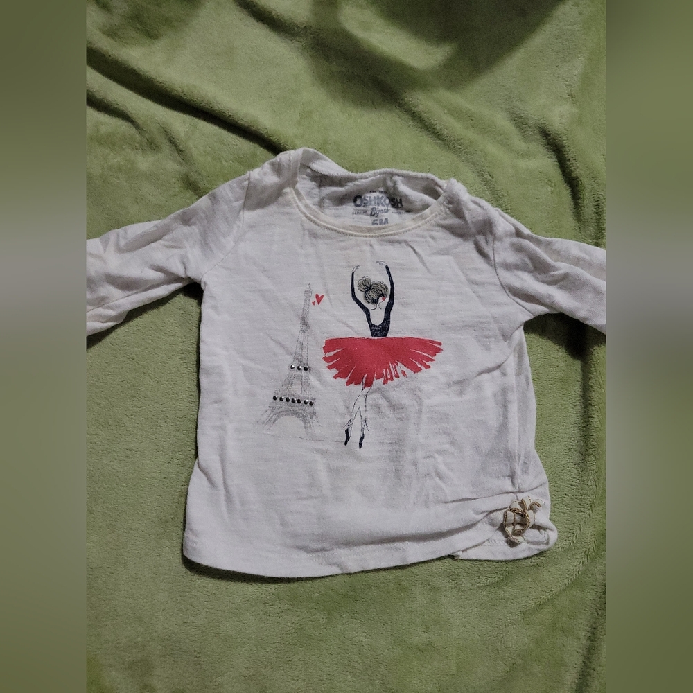 Little girls tshirt |size 6-9 M